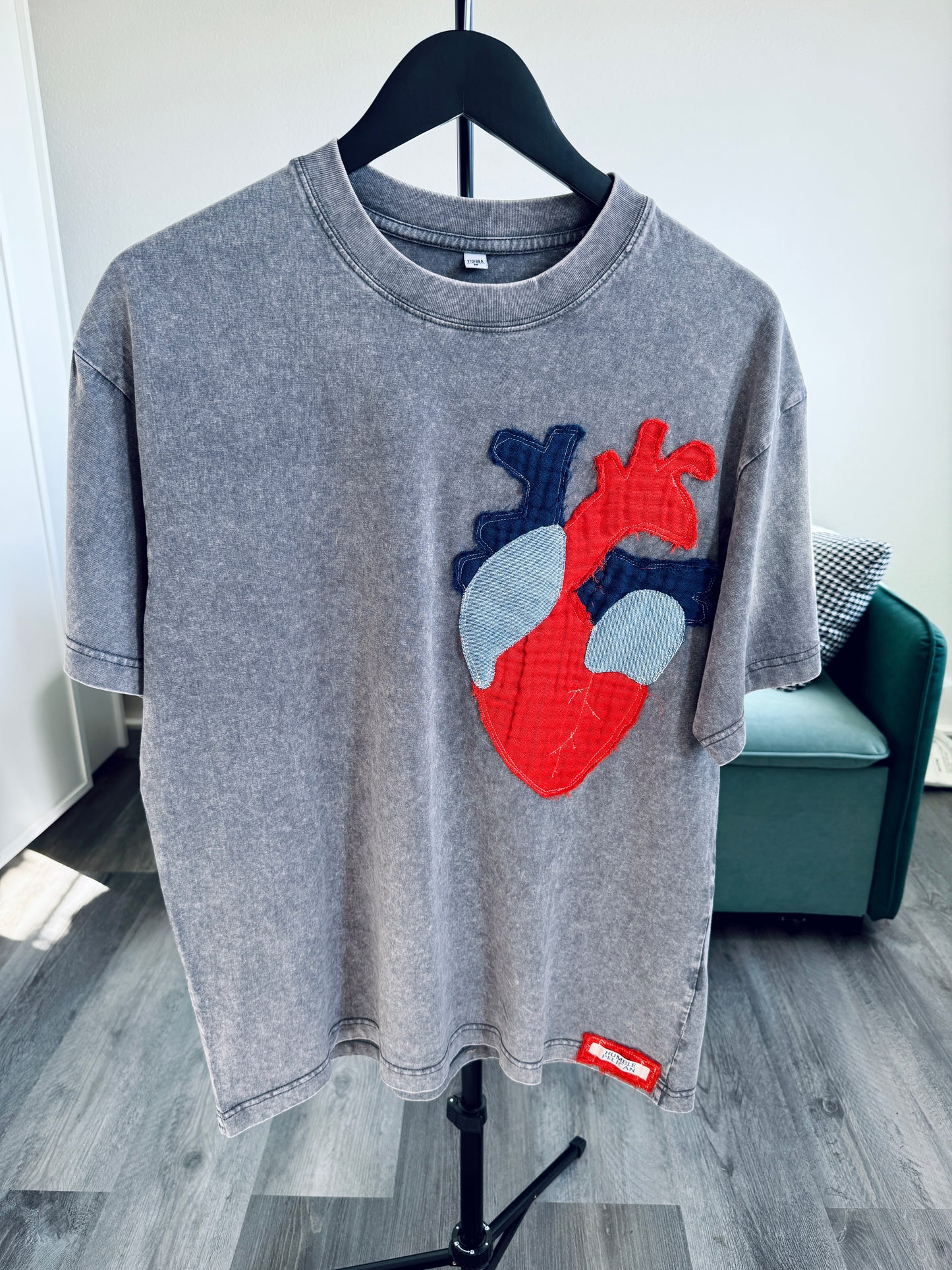 Handmade Anatomical heart Shirt - Gray