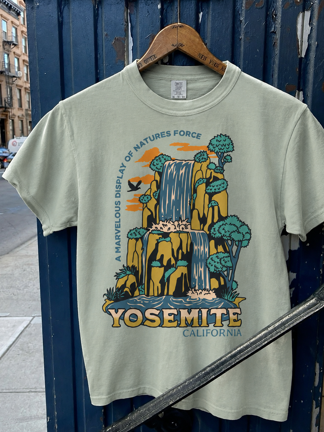 Yosemite Graphic tee
